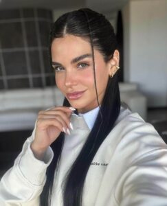 Премиум эскортница Мелания от escort-moscow